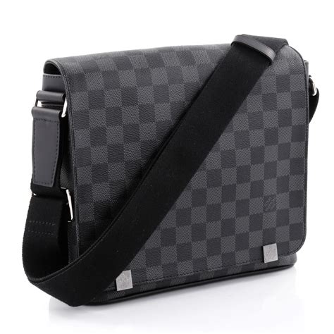 louis vuitton Messenger bag price